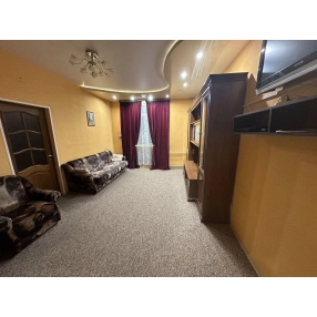 2к-квартира 67м2 3/5эт