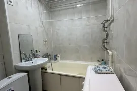 1 ком кв Бегичева 33 1/5